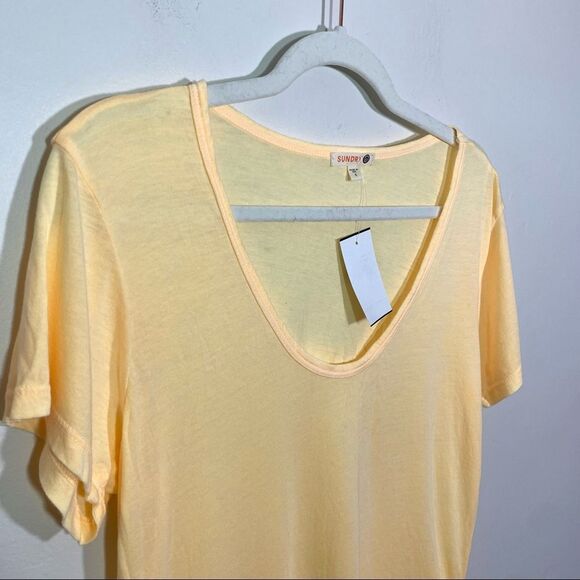 ANTHROPOLOGIE Sundry 100% Cotton Crew Neck T-Shirt in Sun Yellow - Size Small - Picture 2 of 4